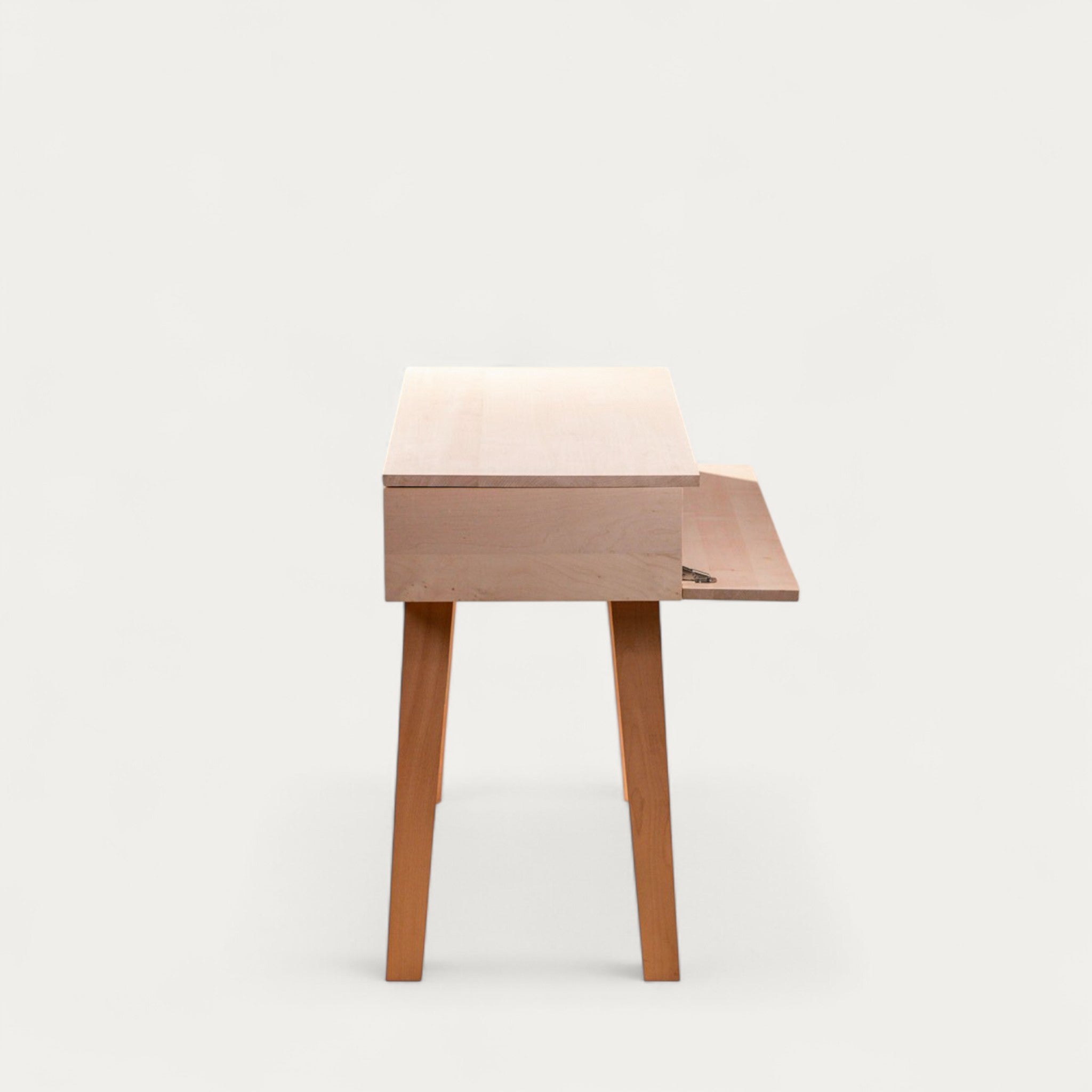 Bureau BOB modulable en chêne 102 x 54/70 cm - compatible 1 écran 32" - pied cache fil Le Corbu