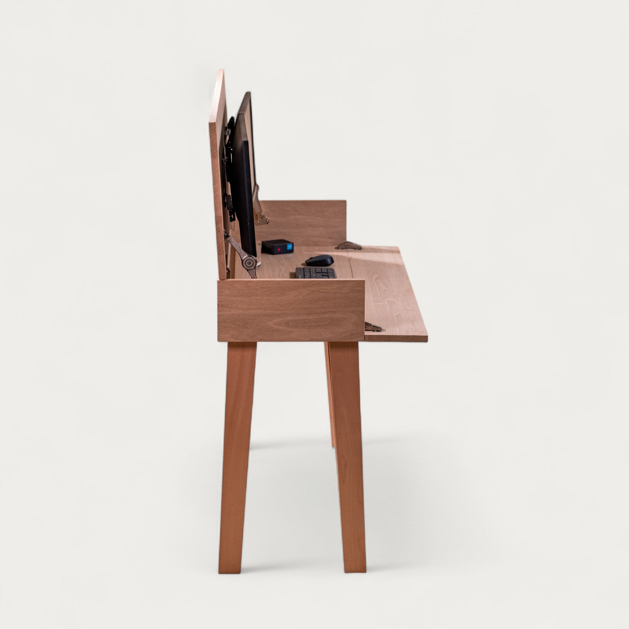 Bureau BOSS modulable en chêne 128 x 45/60 cm - compatible 2 écrans 24" - pied cache fil Le Corbu
